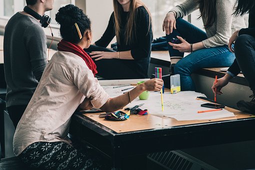 人, 女の子, 女性, 学生, お友達と, 話, 会議, 研究, グループ